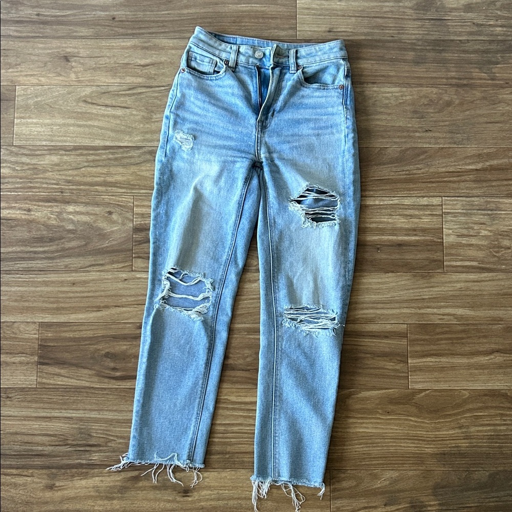 American Eagle Mom Straight Jeans - Regular Length